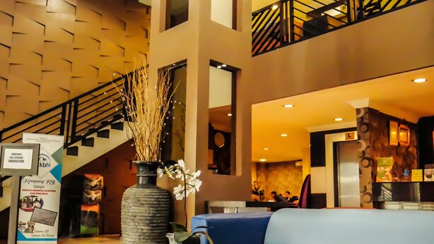Lobby - OYO 238 Hotel Grand Darussalam Syariah (Medan)