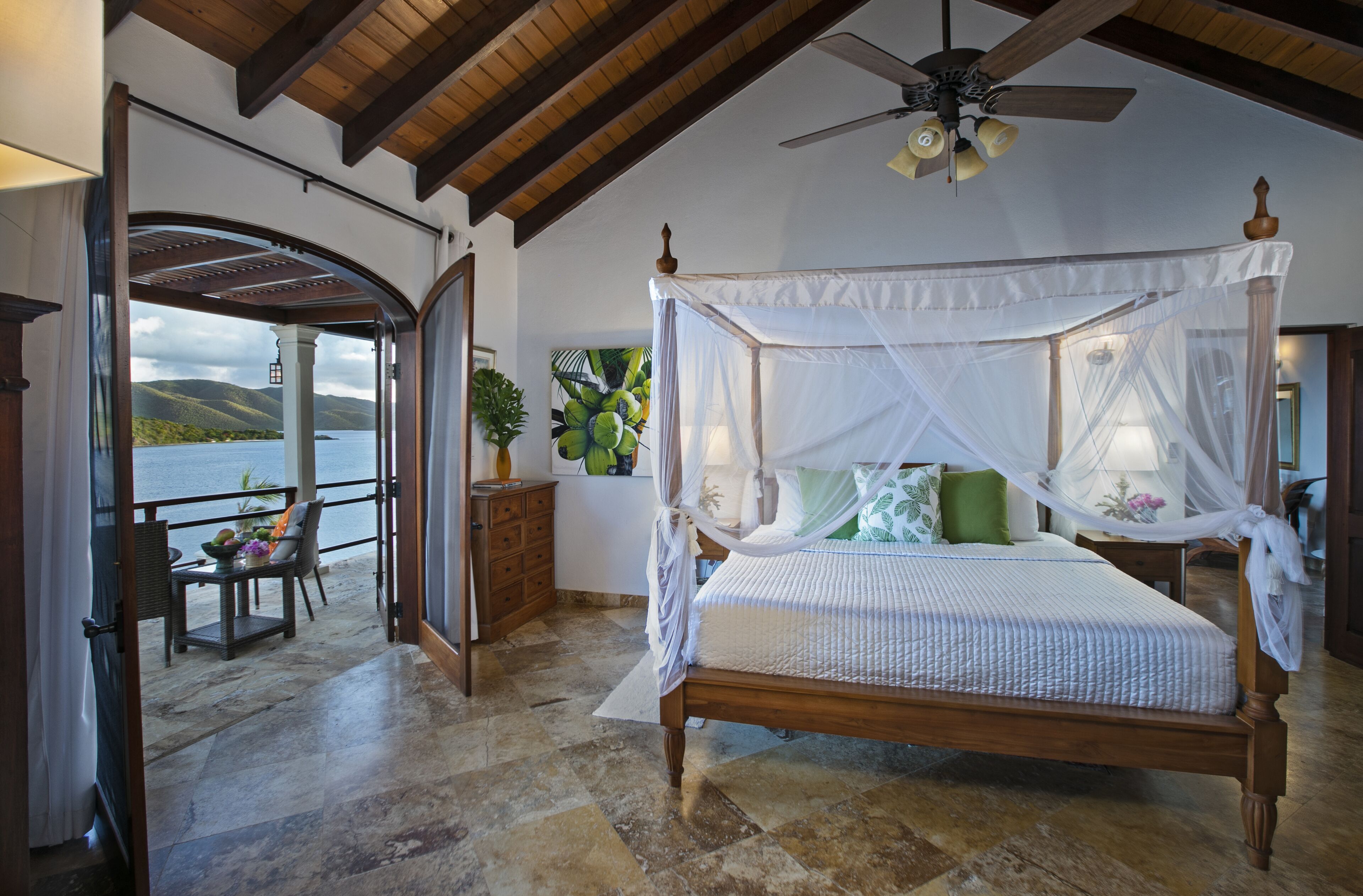 2 slaapkamers, een strijkplank/strijkijzer, wifi, beddengoed