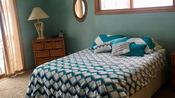 3 makuuhuonetta, silitysrauta/-lauta, Wi-Fi, vuodevaatteet