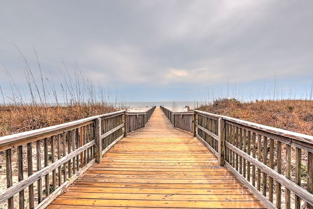 Hilton Head Get Away only steps from the beach.
