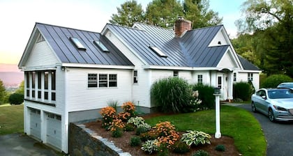 5 Bedroom Home with Views of Quechee