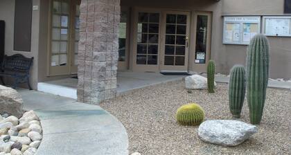 2-bedroom condo just 19 minutes from University of Arizona