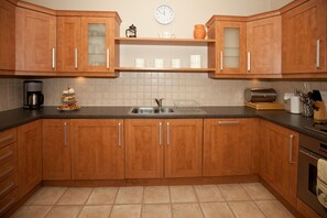 Private kitchen - Luxury Apartment Close To York City Centre (York)
