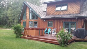 Terrace/patio - Authentic Alaskan slice of heaven (Wasilla)