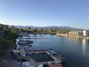 Marina - Beautifully updated Queens Bay Condo with exceptional view (Lake Havasu City)