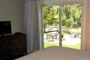 1 habitación, tabla de planchar con plancha, wifi y ropa de cama 