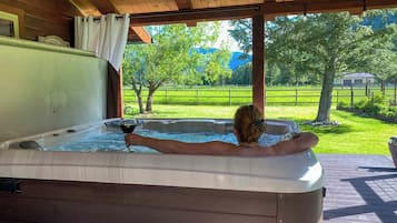 Bain à remous extérieur