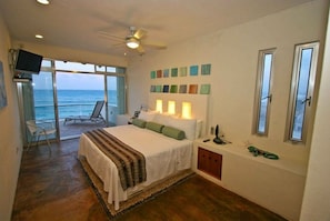 7 bedrooms, in-room safe, iron/ironing board, free WiFi