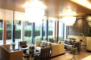 Interior - Modern suite, 48~Smq , Great location, Near CM Night Bazaar. (Tambon Chang Khlan)