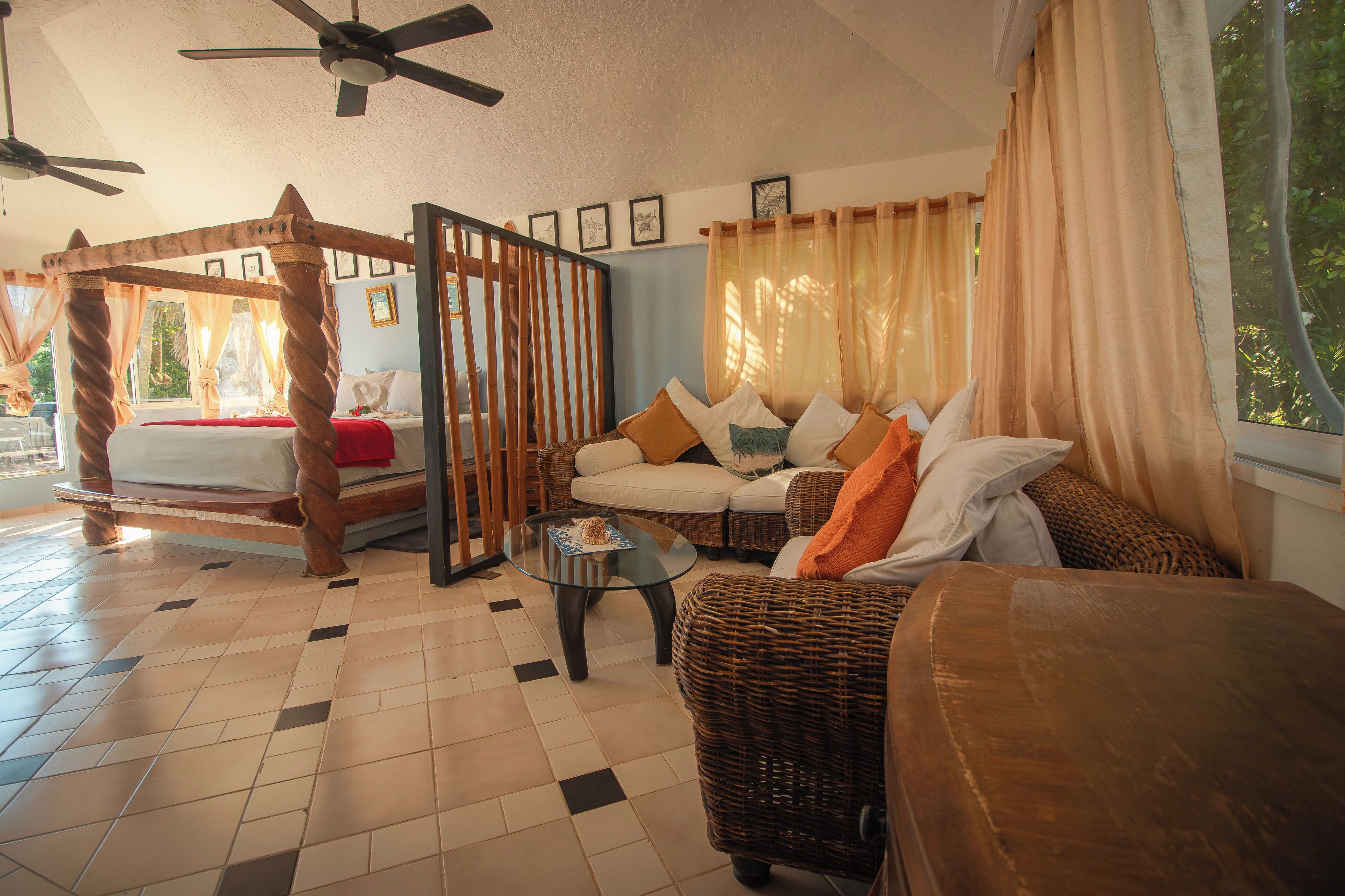 6 chambres, fer et planche à repasser, Wi-Fi gratuit, draps fournis