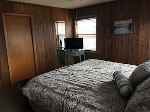 3 bedrooms - Crooked Creek Ranch Gate House (Hamilton)