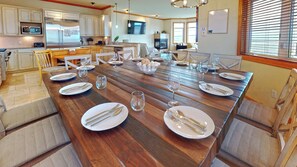 Dining - OCEAN FRONT: EYE OF THE STORM:  Seaside Vacation Homes, Inc Managed  (Seaside)