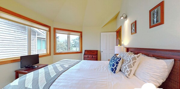 5 bedrooms, iron/ironing board, free WiFi, bed sheets