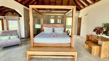 5 habitaciones, caja de seguridad en la habitación y escritorio