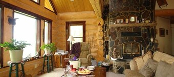 Gray's room Garrison Inn Montana bed and breakfast