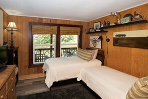 3 chambres, fer et planche à repasser, accès au Wi-Fi (inclus)