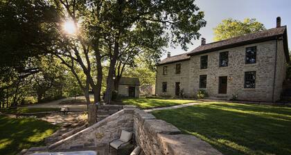 Historia, Charm, ja Elegance Converge ...