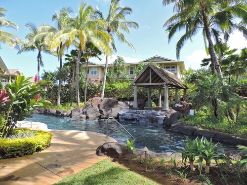 Luxurious Quiet Princeville Condo.Furnished as second home.Fabulous Pool!