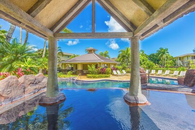 Pua Lanai Princeville Townhome, 3BR + Den, Central AC, Pool, 3 Lanais