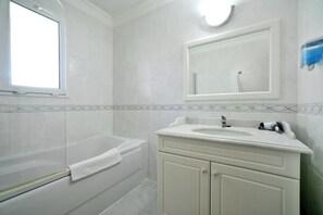 Bathroom - Villa Tuncay (Bodrum)