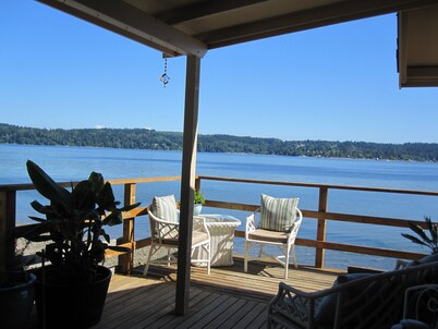 Burton Waterfront Beach House