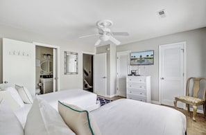 3 habitaciones, tabla de planchar con plancha, wifi y ropa de cama