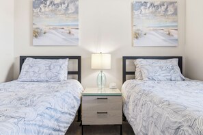 2 bedrooms, desk, iron/ironing board, WiFi (free) - Luxury Golf-View Condo • Barefoot Resort • Resort Pools • Premium Beach Gear (North Myrtle Beach)