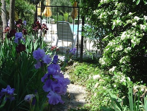 Exterior detail - Country Villa 'Mas' in the Heart of Provence, 4bed, 4bath with AC (Rognonas)