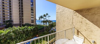 Ocean View Studio at Royal Kahana 318