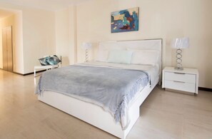 3 habitaciones y caja de seguridad en la habitación