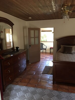 1 habitación, wifi gratis, ropa de cama y acceso para silla de ruedas 