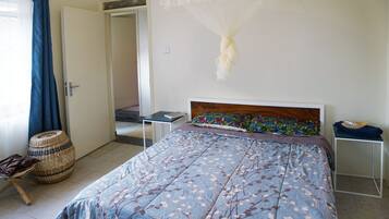 1 makuuhuone, työpöytä, Wi-Fi