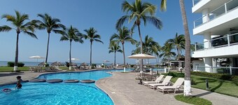 BEACH FRONT 3 BEDROOM CONDO NUEVO VALLARTA NEXT TO VIDANTA 4 GOLF COURSES NEARBY