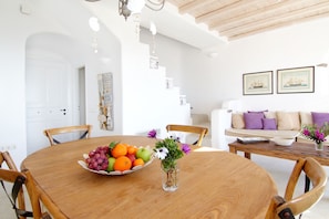 Vila, 3 quartos | Opções para refeição no quarto