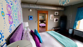1 bedroom, desk, iron/ironing board, WiFi