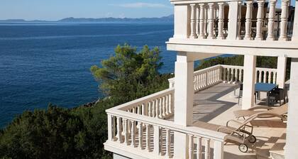 The apartment is directly on the Sea , on the island of Korcula, Croatia