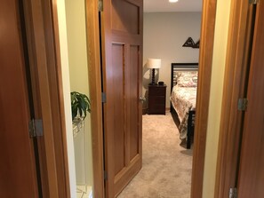 3 bedrooms, desk, iron/ironing board, travel cot