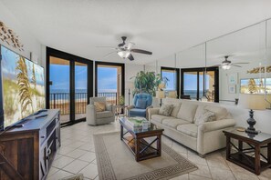 Smart TV, DVD player