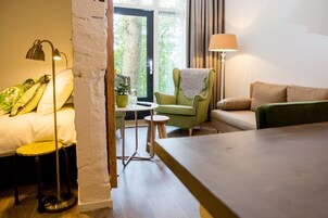 Family Apartment | Living area | Smart TV