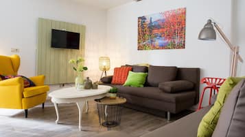 Family Apartment | Living room | Smart TV
