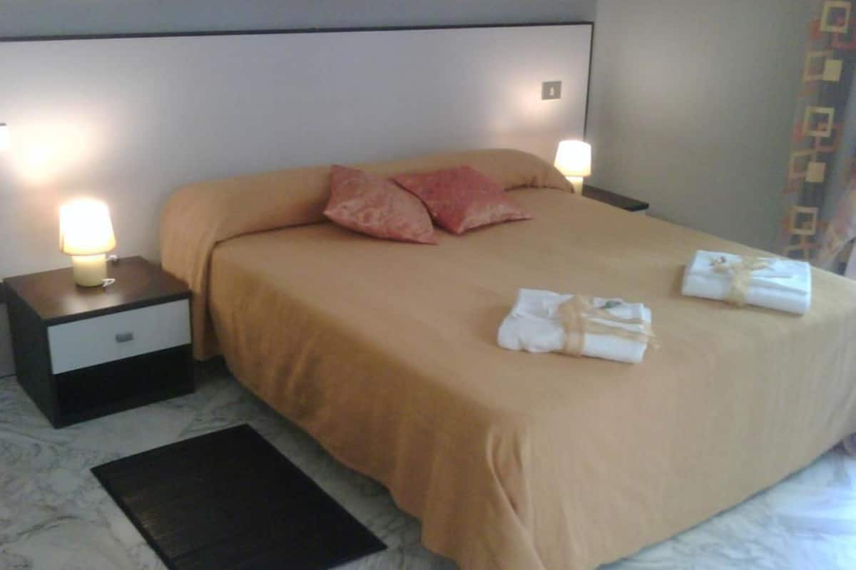 City Apartment, Kitchen (Maestrale)