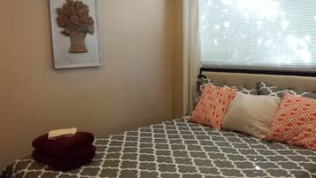 1 chambre, fer et planche à repasser, Wi-Fi, draps fournis