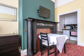 Estudio, no fumadores, cocina básica | Decoración individual, mobiliario individual, escritorio