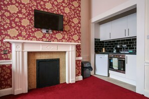 Estudio, 1 cama doble, no fumadores | Cocina básica privada | Frigorífico, microondas, horno y placa de cocina