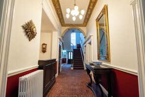 Hallway - City Studios - Rodney Street (Liverpool)