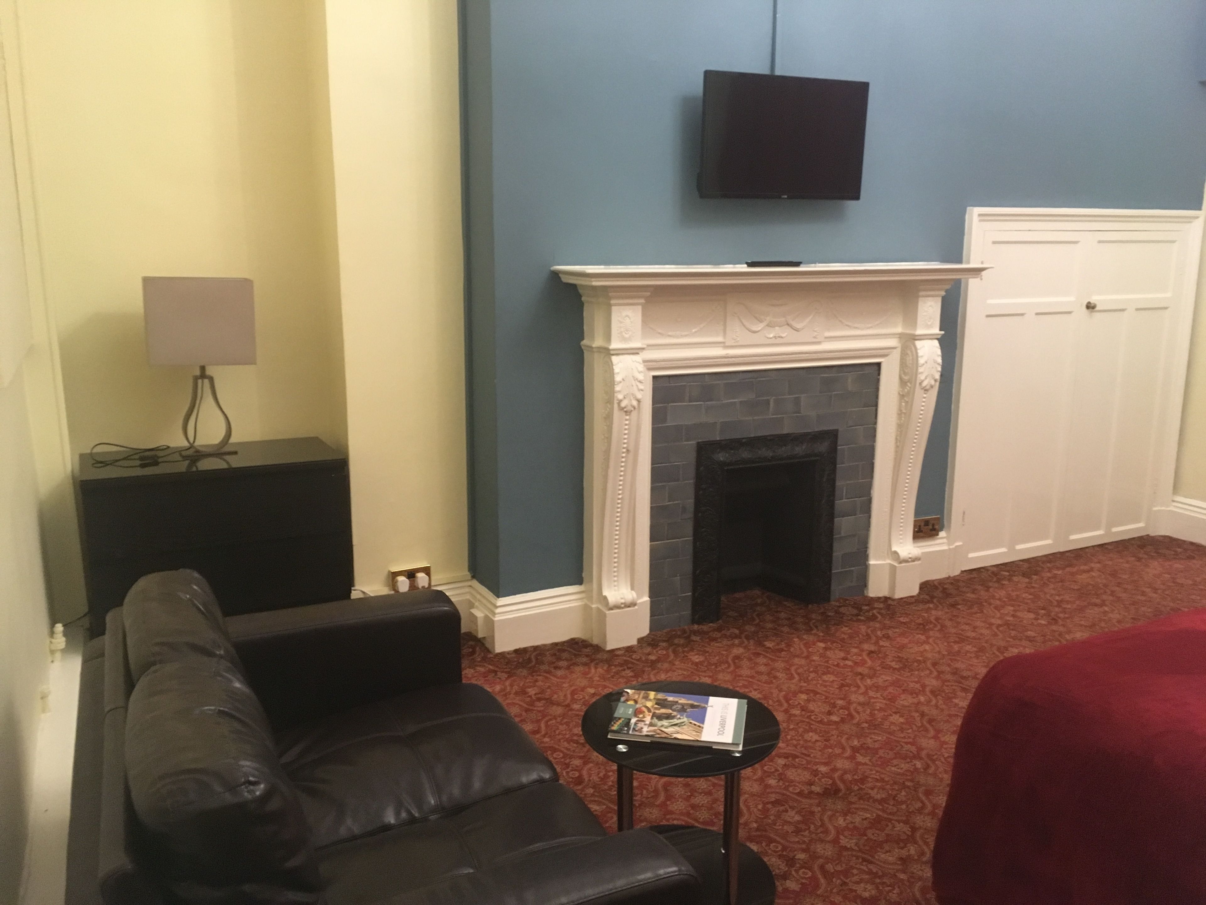 開放式客房, 1 張標準雙人床, 非吸煙房, 小廚 | 客廳 | 32 吋平面電視連數碼電視頻道、電視