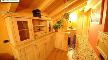 Chalet, 2 Bedrooms, Mountain View | Room amenity