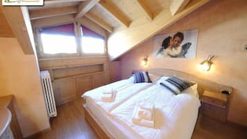 Chalet, 2 kamar tidur, pemandangan gunung | 2 kamar tidur, seprai katun Mesir, dan seprai premium