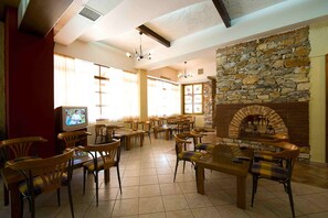 Lobby sitting area - Lydia Hotel (Kavala)