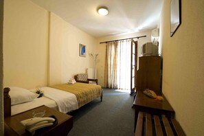 Single Room, 1 Large Twin Bed, Smoking | Courtyard view - Lydia Hotel (Kavala)